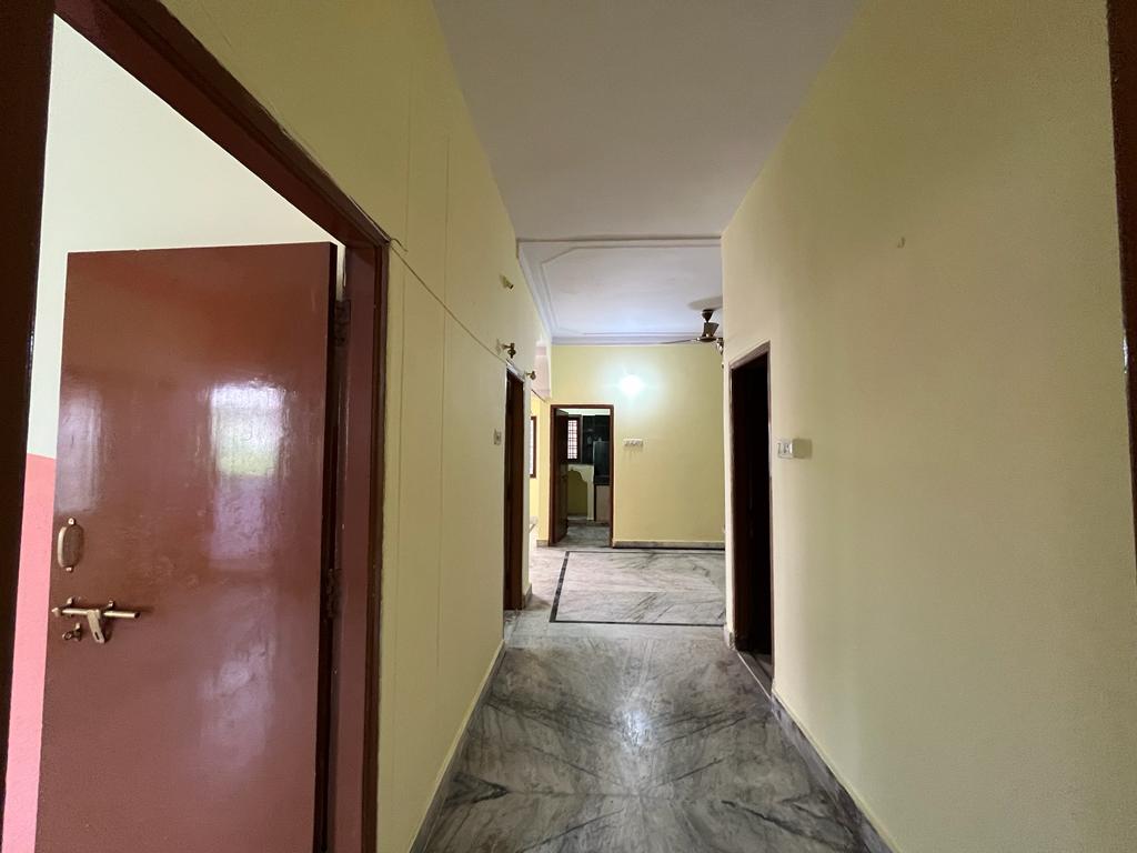 5 BHK Independe